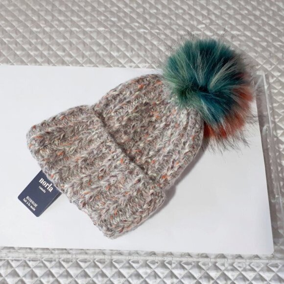 NWT Norla multicolour faux fur pom pom beanie - Picture 4 of 5